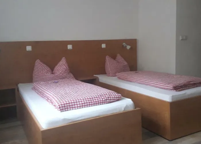 بيت ضيافة Gaestehaus Engelhard Karbach (Main-Spessart)